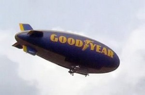 Goodyear_blimp
